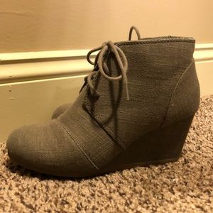 Women’s booties